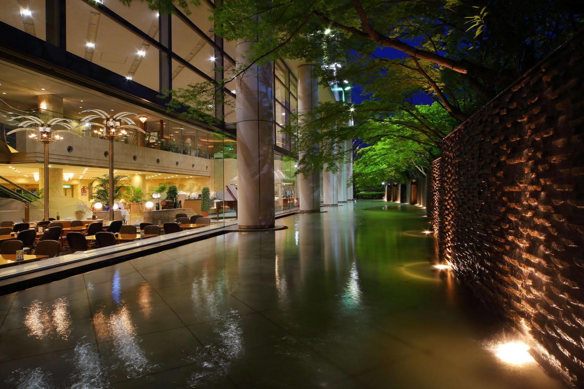 Hotel Springs Makuhari Chiba Exterior photo
